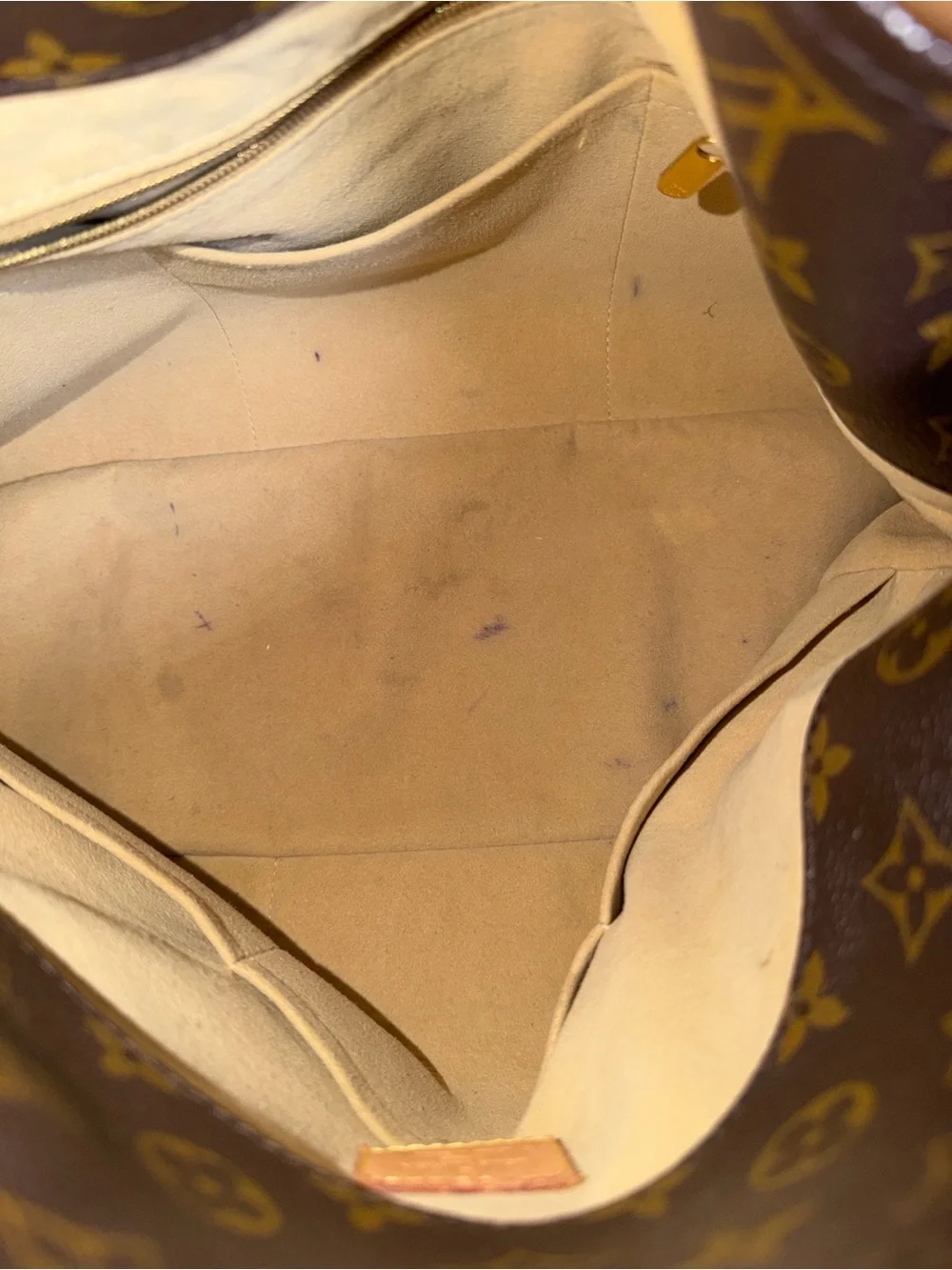 ✨ 100% Authentic Louis Vuitton Artsy MM Monogram ✨